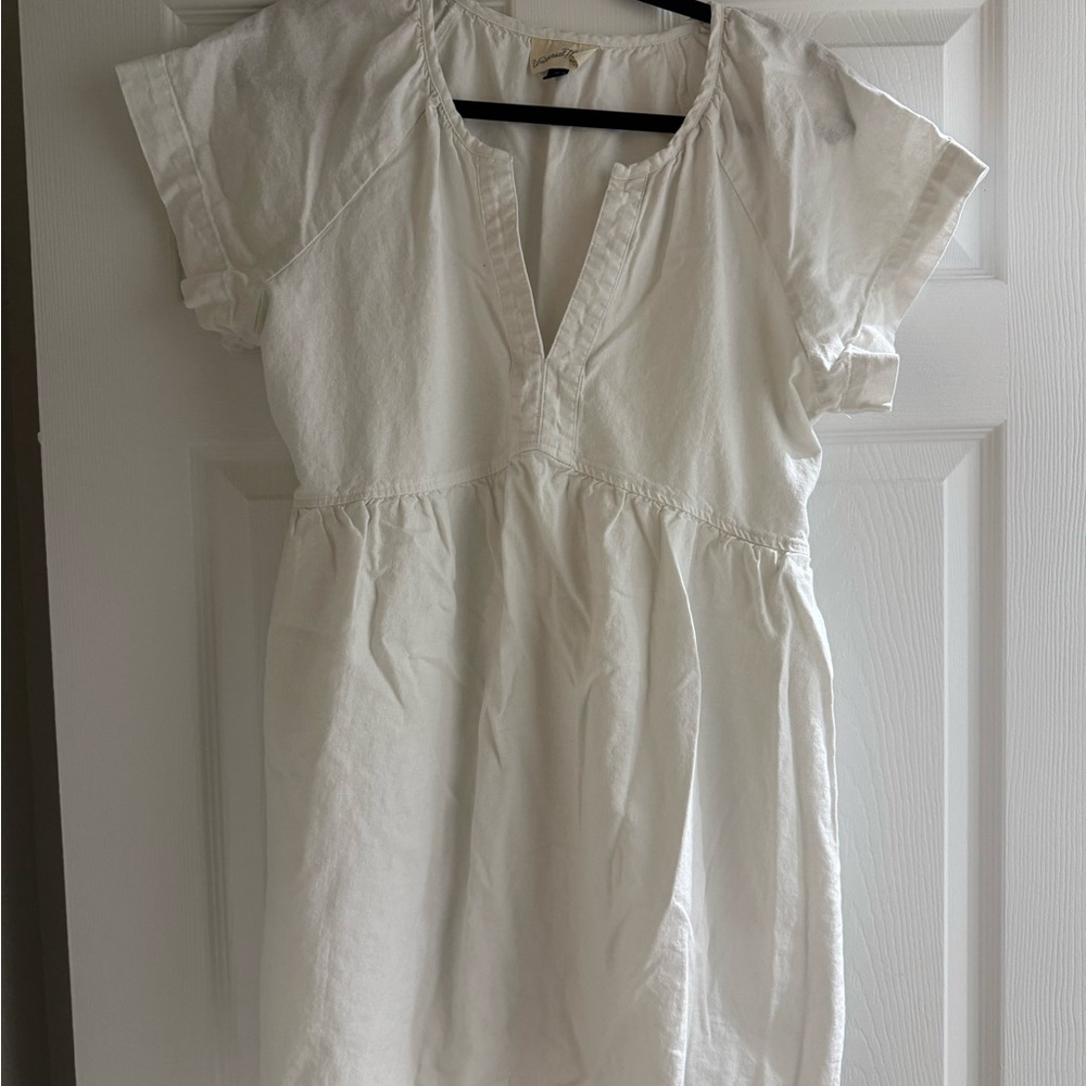 Universal Thread Cream Short Sleeve Top